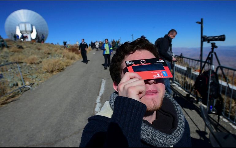 El eclipse de sol dura hasta cuatro minutos y 33 segundos, y se reporta cada 18 meses. AFP / M. Bernetti