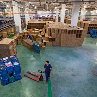 El déficit comercial de EU se dispara en mayo al máximo en cinco meses