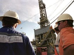 El Tesoro basa su decisión en un pacto en el que Venezuela exporta petróleo a Cuba a cambio de asistencia médica y militar. AFP/Archivo