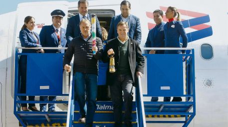 La Antorcha Panamerica llegó procedente desde México, donde se encendió el martes. EFE / G. Falcón