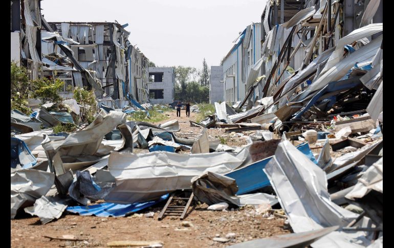 Inmuebles dañados por el paso del tornado en Kaiyuan. AFP