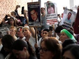 Entre las preguntas que realizaron está cuál es su propuesta para generar una base de datos, el papel de los familiares de las víctimas y cómo comenzarían una búsqueda. EFE / ARCHIVO