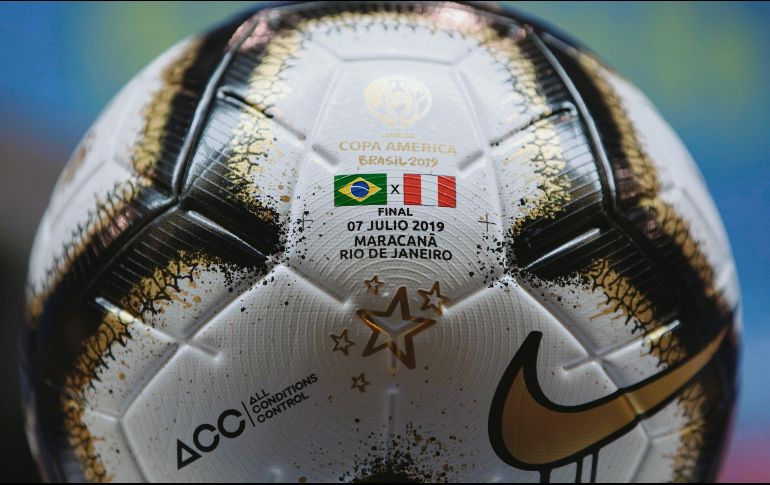 Esta será la primera vez que Brasil y Perú se vean las caras en una Final de Copa América. Los anfitriones van por su novena corona y los peruanos por la tercera. AP / L. Correa