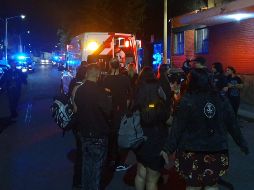 Las lesiones fueron menores y el músico llegó por su propio pie a la ambulancia que llegó a atenderlo. EL INFORMADOR / J. Armendáriz