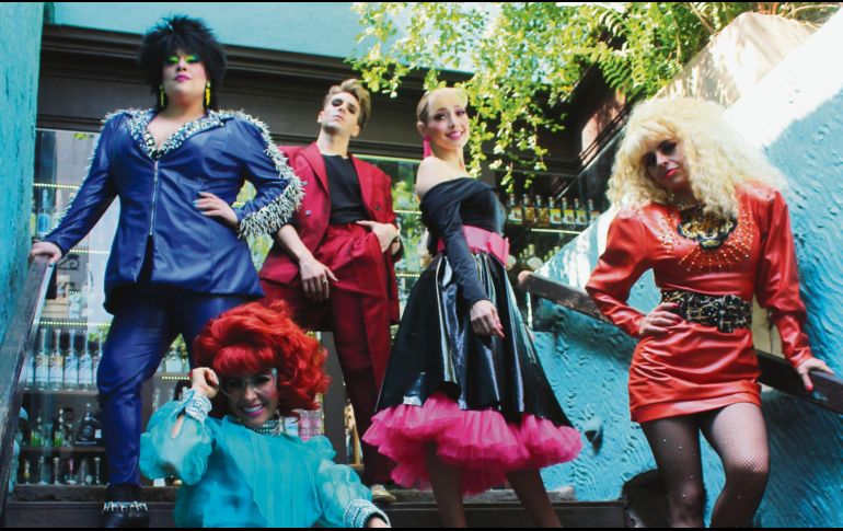 Los integrantes están listos para presentarse en el Teatro Diana, posaron para este medio durante su pasada visita a Guadalajara. EL INFORMADOR / E. Barrera