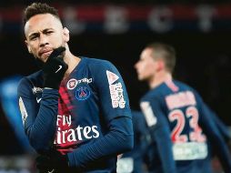 Carles Puyol, ex ídolo del Barcelona, quiere a Neymar con los blaugranas. AFP