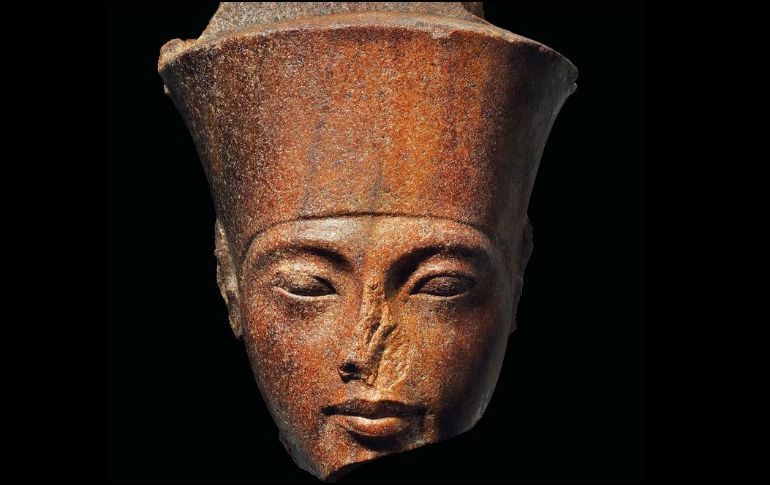 La semana pasada la casa de subastas en Londres, Christie's vendió la escultura del faraón en seis millones de dólares. ESPECIAL / christies.com
