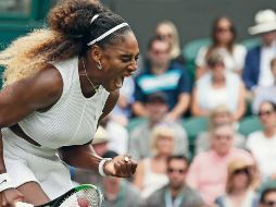 Serena Williams está a dos triunfos de lograr su título 24 de Grand Slam, aunque ayer pasó apuros para vencer a Alison Riske en Cuartos de Final. AP / K. Wigglesworth