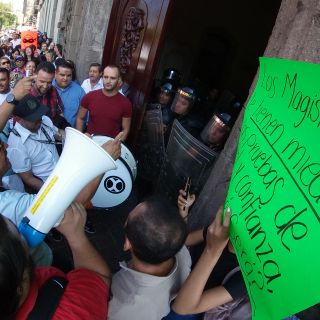 Magistrados de Jalisco acuerdan pelear en Corte para conservar sus privilegios