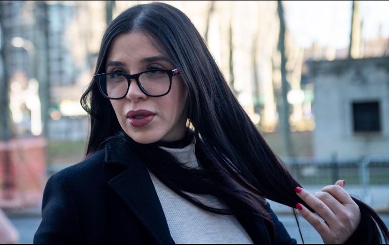 Algunos accesorios incluyen la cara del narcotraficante, esposo de Coronel. AFP / ARCHIVO