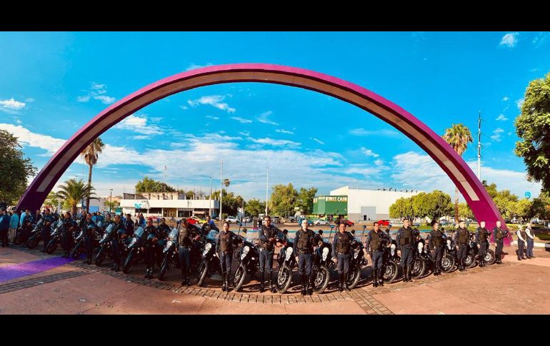 Aunado, se dio el banderazo inicial al operativo “Tapatío seguro” en el municipio donde participarán dos mil 600 elementos de la policía municipal. TWITTER/ @DelToroIsmael