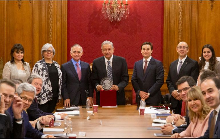 Tras un encuentro que duró al menos dos horas, los participantes coincidieron en que el Gobierno genera certidumbre. NOTIMEX/Presidencia de la República