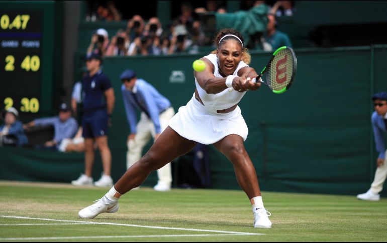 La menor de las hermanas Williams se sitúa a una victoria de igualar el récord de la histórica tenista australiana Margaret Court. AP / A. Da