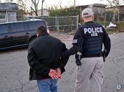 Agentes del servicio de Inmigración y Aduanas (ICE) realizarán las detenciones de migrantes indocumentados. EFE/ICE/ARCHIVO
