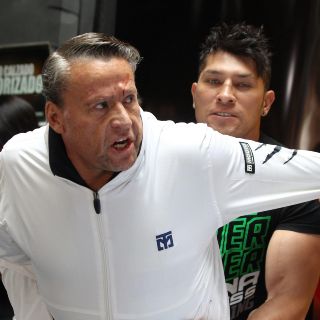 Alfredo Adame denuncia a Carlos Trejo