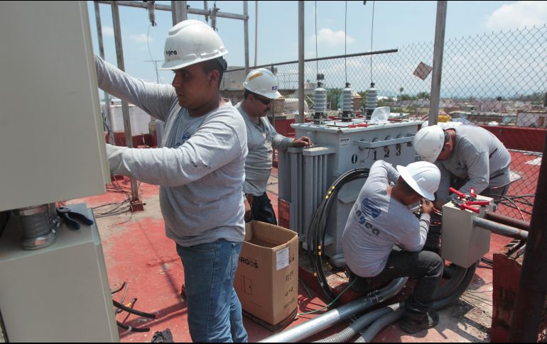 La actividad industrial que comprende minería; generación, transmisión y distribución de energía eléctrica, suministro de agua y de gas por ductos al consumidor final; construcción, y las industrias manufactureras, se redujo 2.1%. EL INFORMADOR/ ARCHIVO