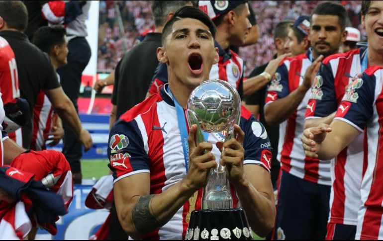 Con este uniforme Chivas fue campeón en el Clausura 2017. IMAGO7/Archivo