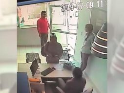 Navarro asegura en su cuenta de Twitter que el acto no se trataba de violencia de género y que el acto era el resultado de la “negligencia criminal de Amarok”. ESPECIAL