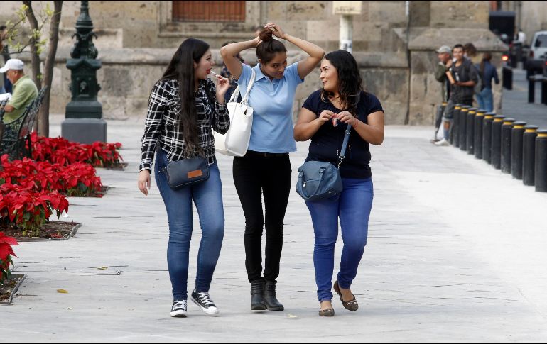 Siete de cada 10 jóvenes encuestados mostraron interés por tener un empleo que les permita visitar y conocer a fondo otras culturas. EL INFORMADOR/ARCHIVO