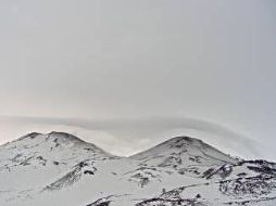 Cerca del volcán se encuentran poblaciones y zonas frecuentadas por turistas. TWITTER/@Sernageomin