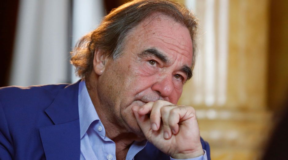 Stone es conocido por películas provocadoras como 