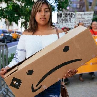 Protestas y paros de los empleados de Amazon marcan el Prime Day