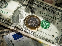 Para este día, se prevé que el tipo de cambio cotice entre 18.95 y 19.10 pesos por dólar. AFP / ARCHIVO