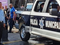 La unidad, aún con el golpe en la puerta trasera, también se sumó al recorrido de las patrullas, como si nada hubiera ocurrido. EL INFORMADOR/ R. Bobadilla