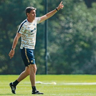 Pumas y “Michel”, con plantilla completa