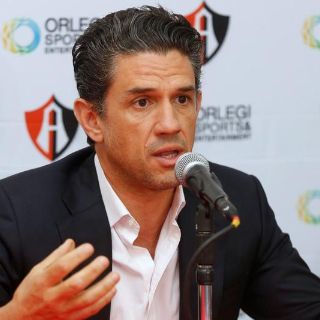 Alejandro Irarragorri pide a aficionados del Atlas "latir con Furia"