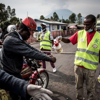 La OMS declara el brote de ébola en el Congo como emergencia mundial