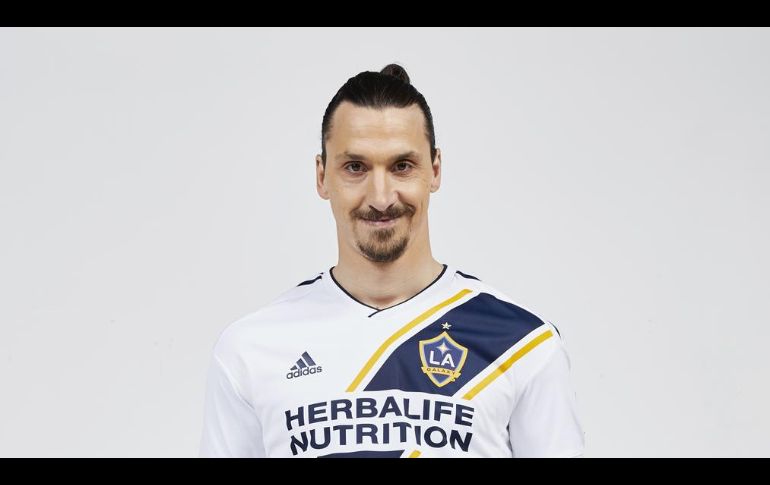 Ibrahimovic no le dio valor a los 19 goles y 12 asistencias de Vela en la vigente campaña de la MLS. AP / ARCHIVO