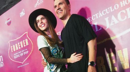 La pareja, feliz con el bebé en camino. ESPECIAL