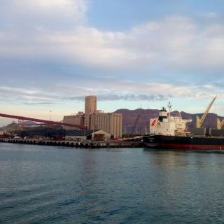 Grupo México deberá asumir responsabilidad por derrame en Guaymas: SCT