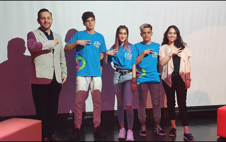 La presentación del programa de talleres para niños contó con la participación de algunos youtubers. EL INFORMADOR/E. Esparza