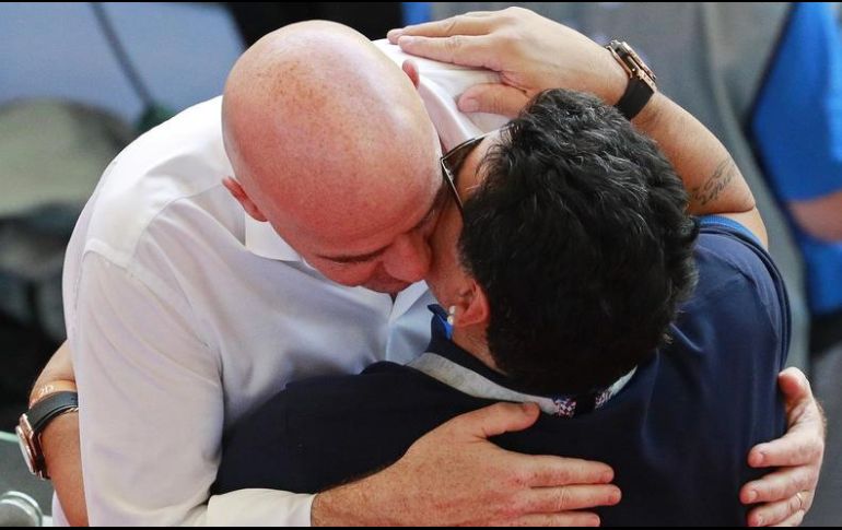 Conforme avanza la edad, la cifra aumenta a ocho de cada 10 varones, mientras que en las mujeres la proporción es de tres por cada 10. EFE / ARCHIVO