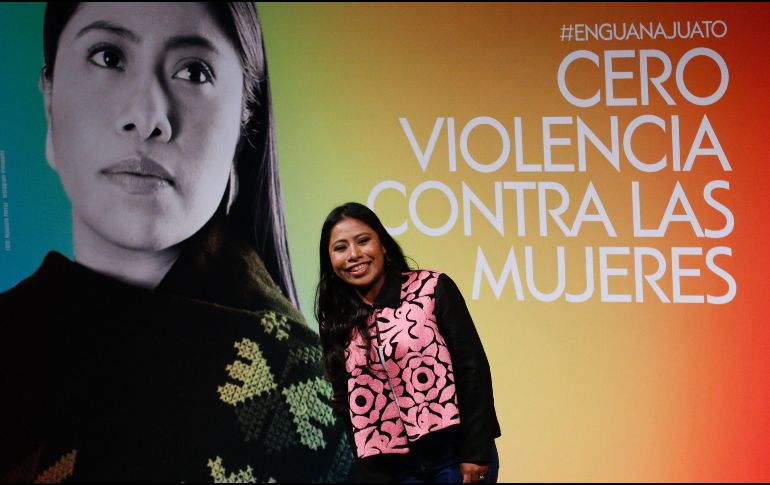 La actriz indica que lo principal en la vida es respetarse a uno mismo. EFE/G. Becerra