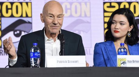 Con la voz entrecortada, Stewart contó cómo se sintió al rodar las últimas escenas de la serie 