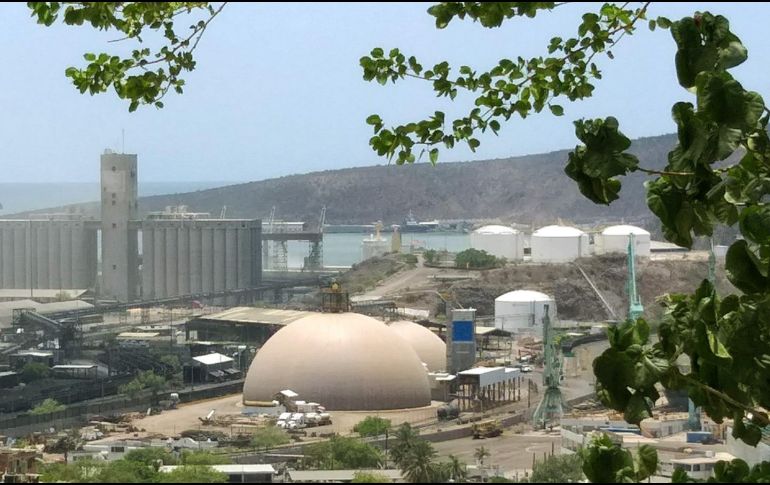 La Profepa aplicó como medida de seguridad la clausura parcial temporal de las obras y actividades de Grupo México en el puerto de Guaymas. EFE/ARCHIVO