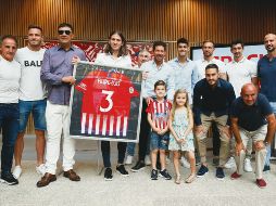 Los tributos no faltaron el salida del brasileño. EFE