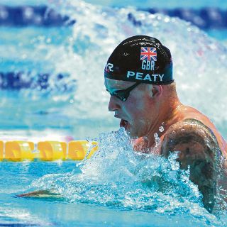 Adam Peaty “vuela” en Gwangju