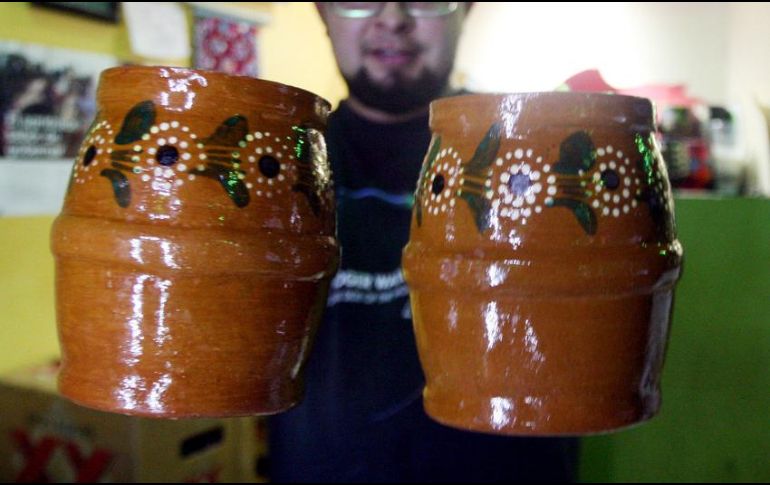 Asimismo, el tepache ayuda a combatir los parásitos intestinales contribuyendo a una buena digestión al contener bromelina, una enzima que ayuda a mejorar el proceso digestivo. NTX / ARCHIVO