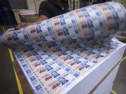  Señaló que la base monetaria, disminuyó siete mil 238 millones de pesos, alcanzando un saldo de un billón 567 mil 379 millones de pesos. NTX/ ARCHIVO