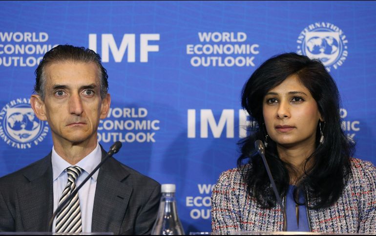 El pronóstico del Fondo para la región en 2010 es de un 2.3%, 0,1% menos que el estimado en abril. EFE/ E. González