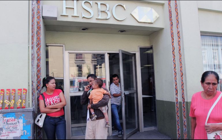 La confianza del consumidor en México ha sido más volátil, lo cual se ha reflejado en una disminución del crecimiento de los créditos de la banca. EL INFORMADOR/ARCHIVO