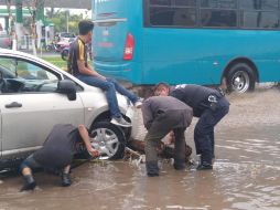 Elementos de la comisaría de este municipio, así como de Protección Civil y Bomberos, atendieron las afectaciones. ESPECIAL / Policía de Tlajomulco