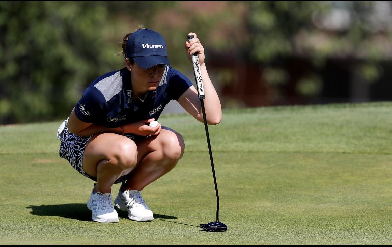 La mexicana Gaby López se encuentra empatada en el puesto 38 después de la primera ronda. EFE/S. Nogier
