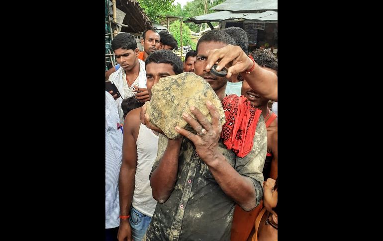 El posible meterito pesa unos 15 kilos. AFP