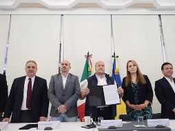 Durante el evento, el gobernador Enrique Alfaro no descartó que en los próximos días Tlaquepaque también se sume al pacto. ESPECIAL / Gobierno de Jalisco