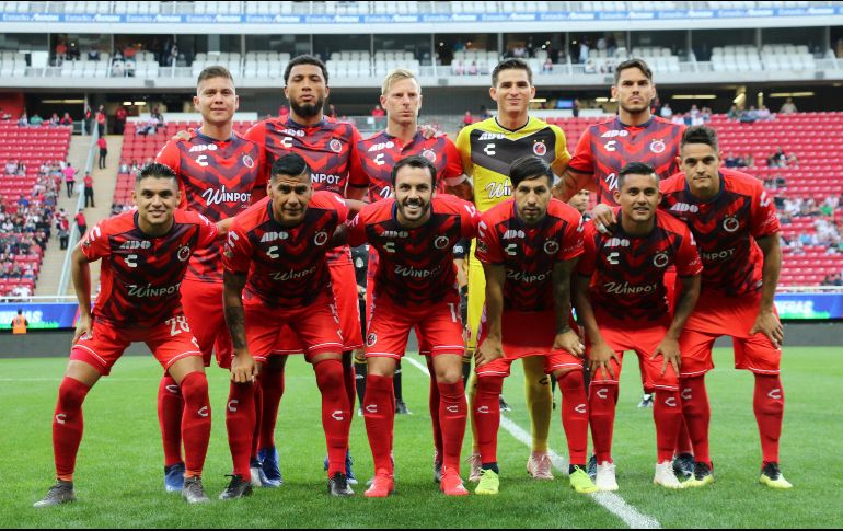 Además de pagar sus deudas, los Tiburones desembolsaron 120 millones de pesos para no descender. IMAGO7/Archivo